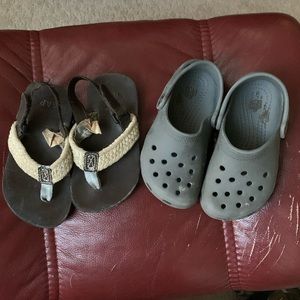 Toddler Size 9 Crocs & Gap Sandals